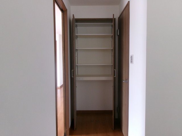 衣川貸家の収納