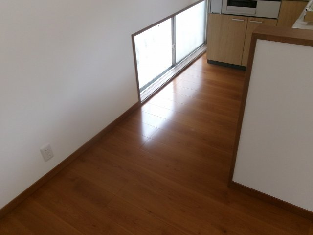 衣川貸家の居間・リビング