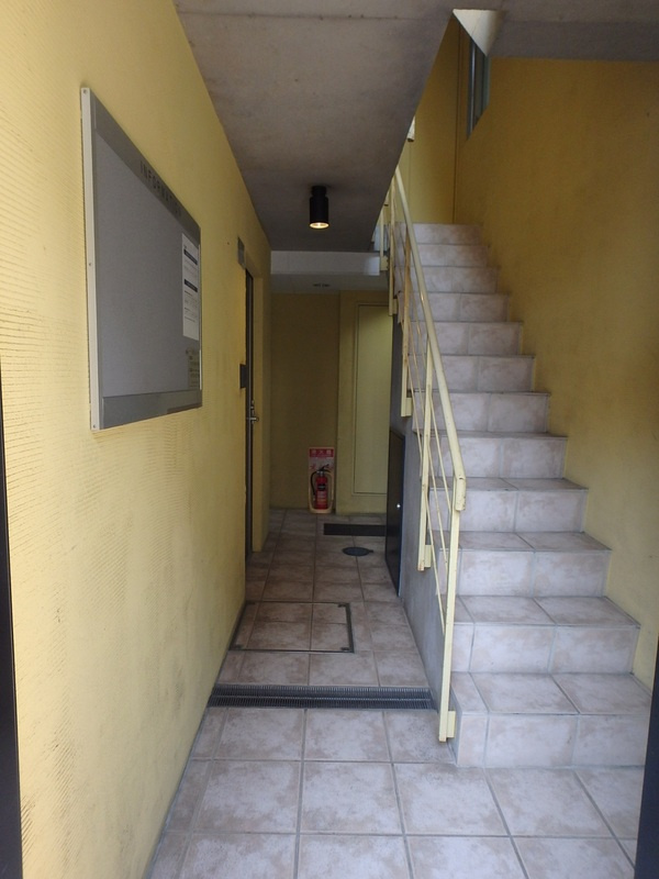 MODULOR要町Ⅰのロビー