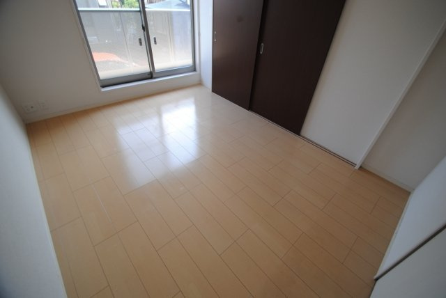 パストラルハイムの洋室|明るい洋室です