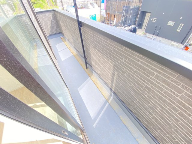 『八王子市新築戸建て』八王子市元八王子町2-816【仲介手数料無料】　４６期のバルコニー|～仲介手数料無料☆八王子ひなた不動産～　八王子市元八王子町　新築戸建て