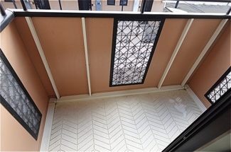 【バルコニー】 | イノセントワールド　六番館