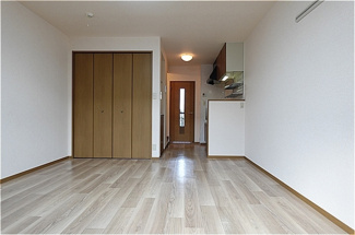 【洋室】 | イノセントワールド　六番館