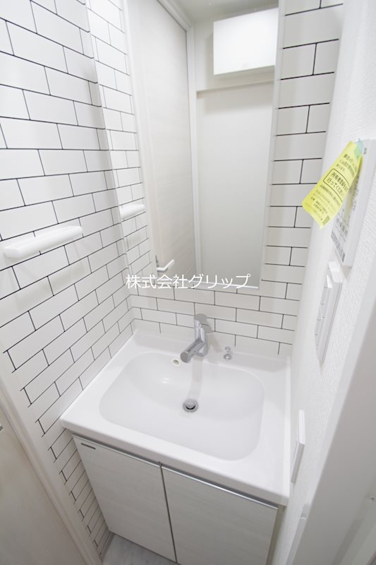 Le'a横濱関内弐番館の独立洗面台