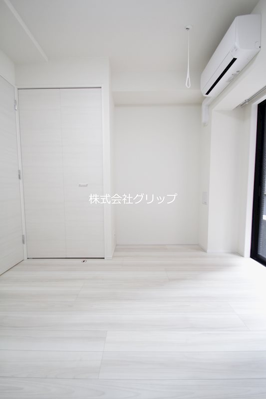 Le'a横濱関内弐番館の洋室