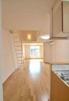 【居間・リビング】 | CELESTA takane | 明るい洋室！