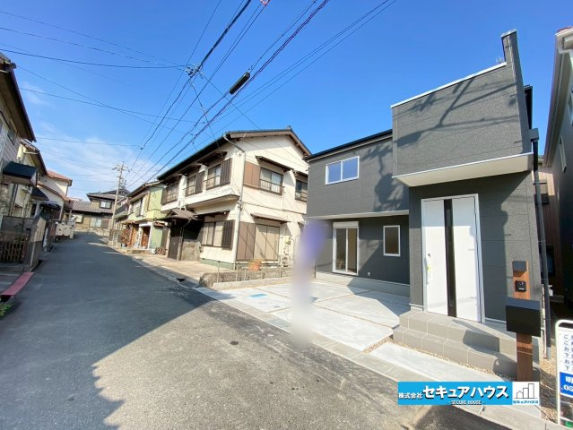 【今からご案内可能】東海市荒尾町木戸畑　全2棟の前面道路含む現地写真|事前予約にて現地ご見学いただけます！お気軽にお問い合わせください♪
■株式会社　セキュアハウス■
住宅ローンに強く、知識、経験豊富なスタッフ在籍
お客様に寄り添い、ご成約後もサポート致します。