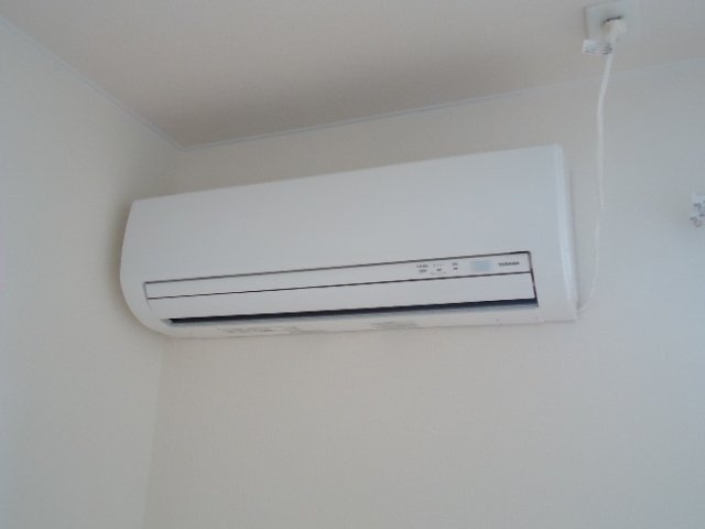 加古川市野口町野口のアパートの設備|エアコン