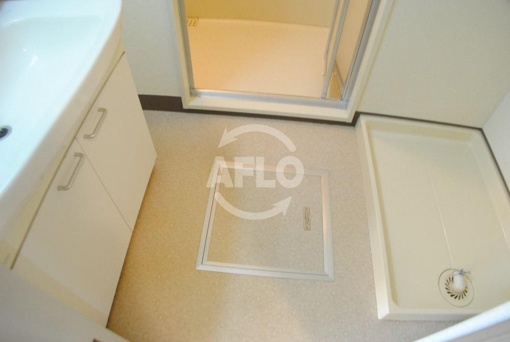 CH.158RESIDENCE NAKANOSHIMA　中之島小学校区の洗面所|フクエイ中之島　洗面脱衣所