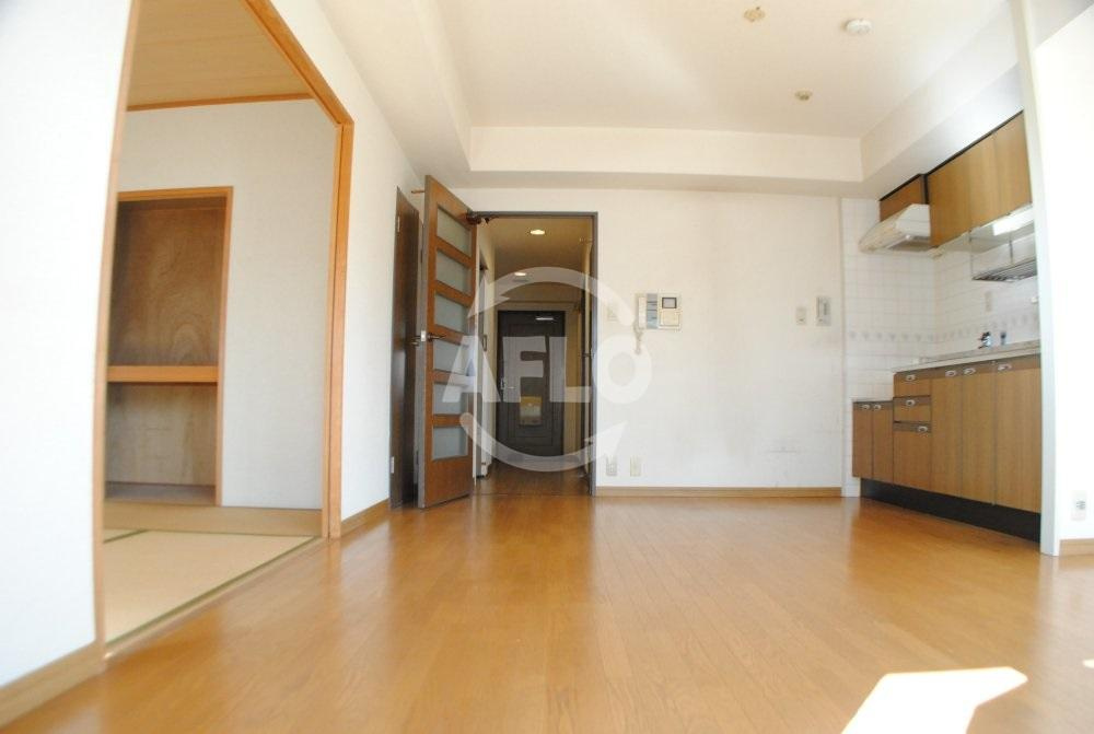 CH.158RESIDENCE NAKANOSHIMA　中之島小学校区の居間・リビング|フクエイ中之島　リビング