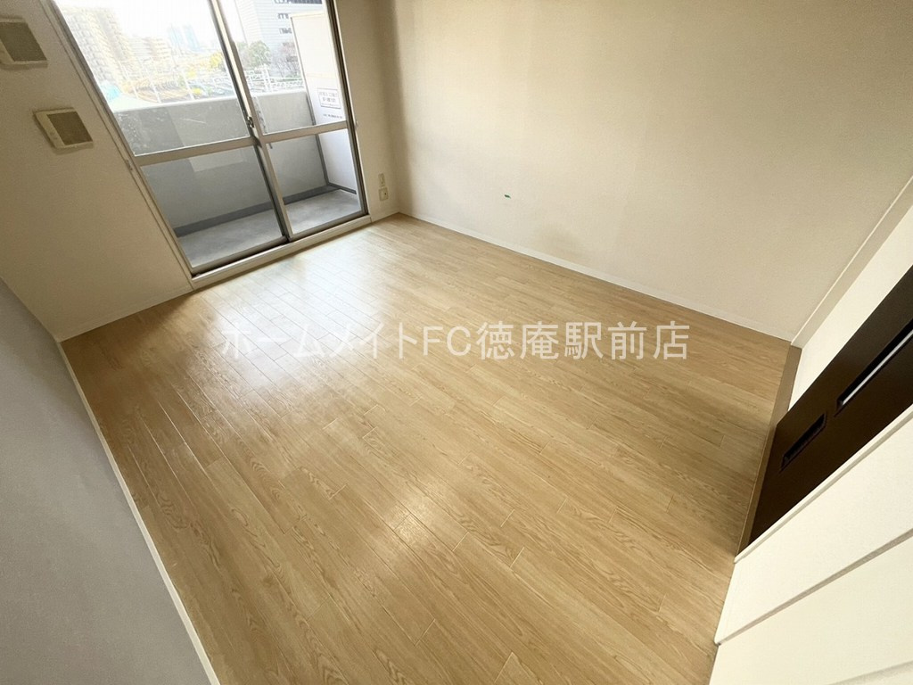 大阪市城東区鴫野西１丁目の賃貸マンションの洋室