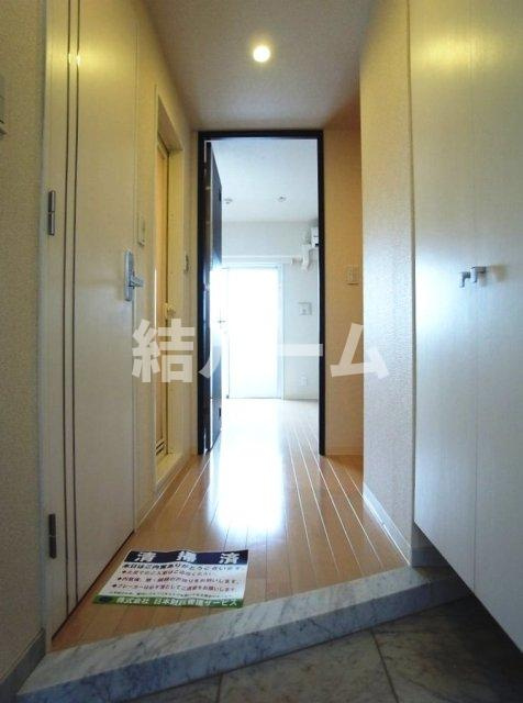 北区滝野川１丁目の賃貸マンションの玄関