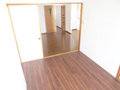 【洋室】 | クラッシクビル