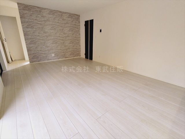 【居間・リビング】の画像