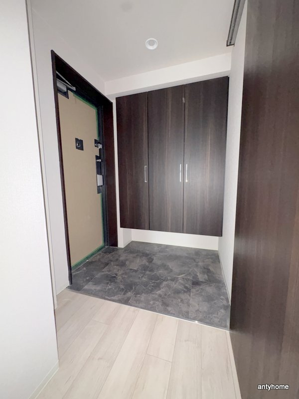 ナットレジデンス都島本通　仲介手数料無料の玄関