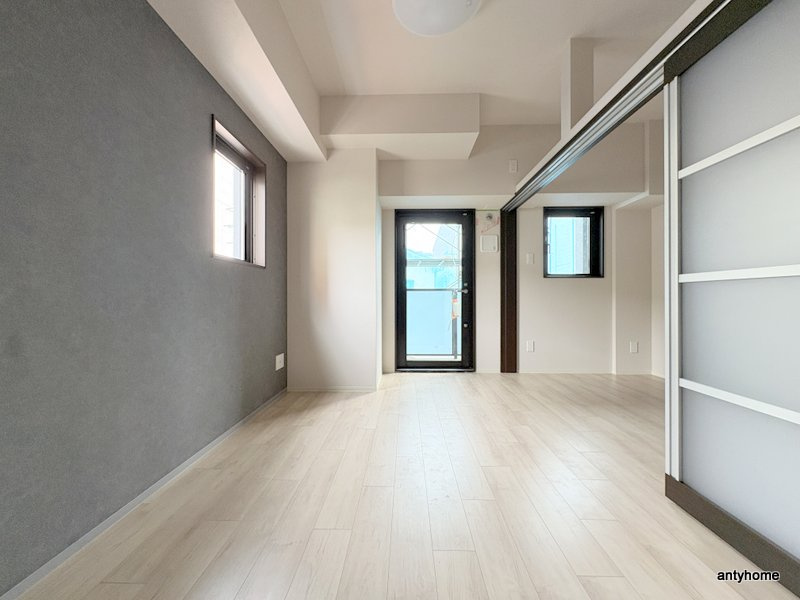 ナットレジデンス都島本通　仲介手数料無料の居間・リビング