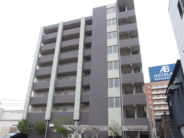 タカラビルの外観