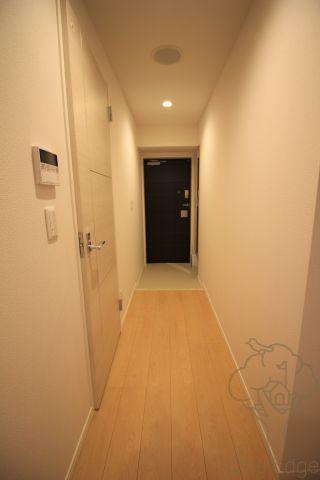 Comenze梅田の内装