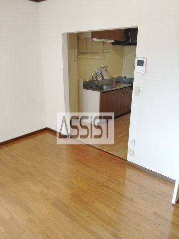 プルミエ駒沢Ｂの居間・リビング