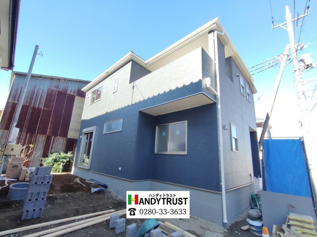 【Livele Garden】　幸手市中　全1邸