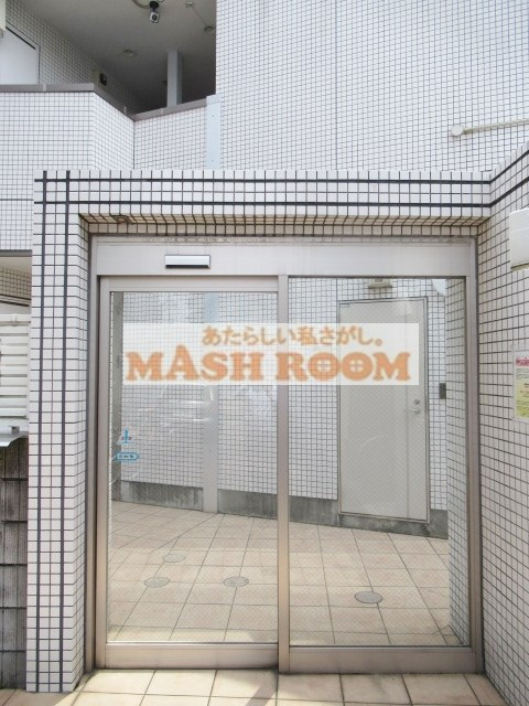 エステ阿佐ヶ谷のエントランス