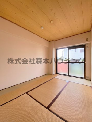 【和室】 | 　ヴィラージュ私市 | ※同タイプ別室の写真となります。
　設備内容など相違がある場合あくまで現状優先となります。