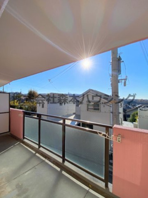 【展望】 | 　ヴィラージュ私市 | 室内からの眺望です