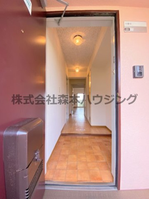 【内装】 | 　ヴィラージュ私市 | ※同タイプ別室の写真となります。
　設備内容など相違がある場合あくまで現状優先となります。