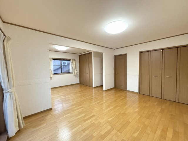 知多市八幡里の前戸建の内装