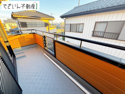 【バルコニー】 | 東松山市西本宿　中古住宅   | 現地(2025年12月撮影)