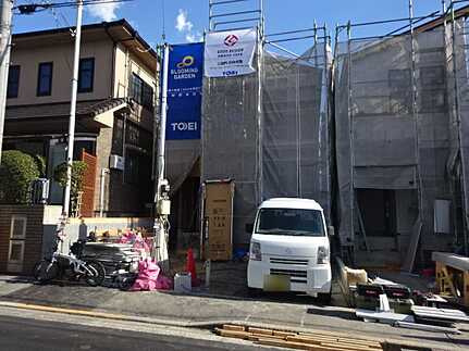 広島市南区向洋新町２丁目の前面道路含む現地写真