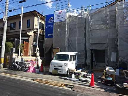 広島市南区向洋新町２丁目の前面道路含む現地写真