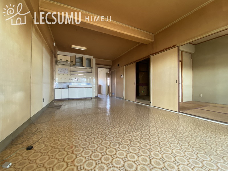 壱番館今宿の居間・リビング