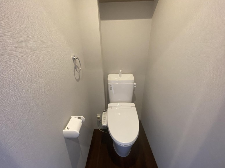 アクアスイート南森町のトイレ