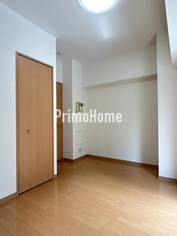 ドルチェ東京・八重洲通りの居間・リビング