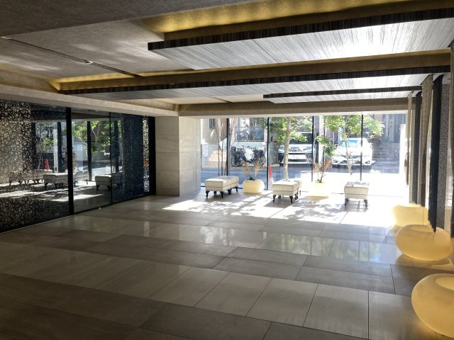 エルフォルテ赤羽西のロビー