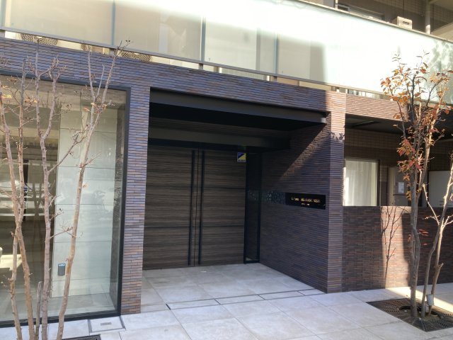 エルフォルテ赤羽西のエントランス