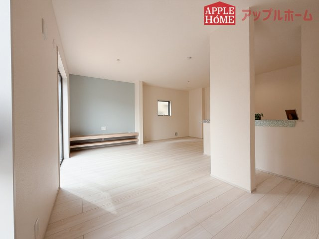 【新築住宅】嵐山町志賀第2 全1棟の前面道路含む現地写真