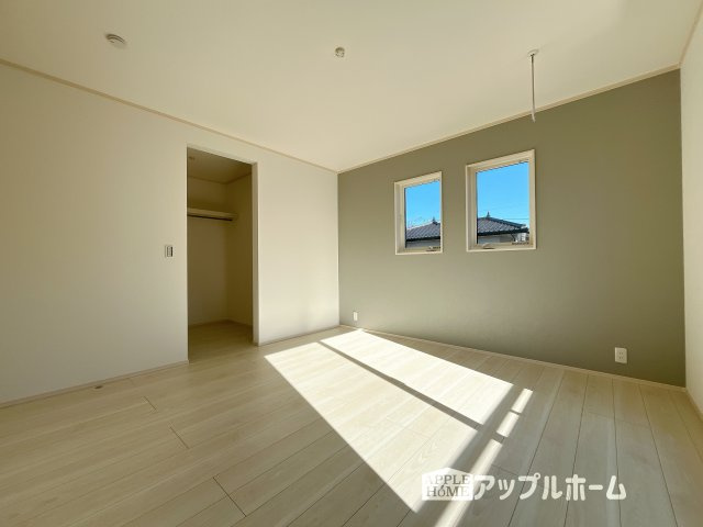 【新築住宅】深谷市天神町 全4区画の洋室|２階居室は全室収納あり！たっぷりある収納活用でお部屋もキレイを保てます♪