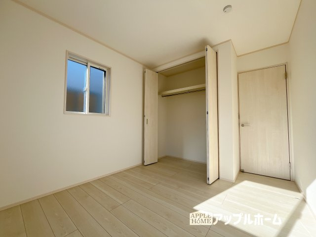 【新築住宅】深谷市天神町 全4区画の洋室|２階居室は全室収納あり！たっぷりある収納活用でお部屋もキレイを保てます♪