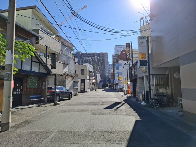 売土地　藤枝市駅前１丁目の前面道路含む現地写真