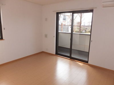 【居間・リビング】 | ロイヤルパレス | 使いやすいリビングです