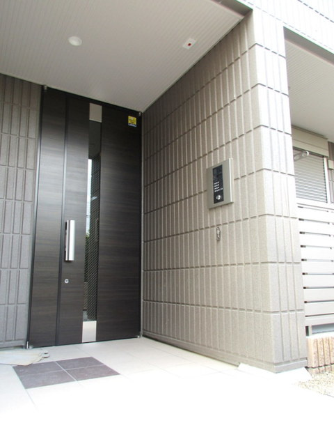 Ｆｌｅｕｒｓ.ＨＭ　フルールエイチエムのロビー|★共用玄関★