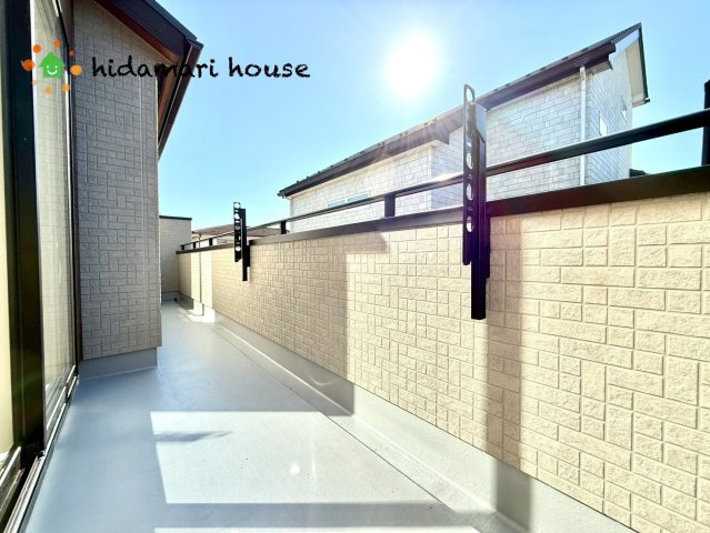 見沼区深作3丁目　新築戸建　ブルーミング01のバルコニー