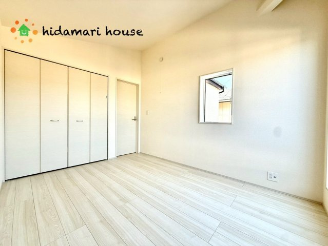 見沼区深作3丁目　新築戸建　ブルーミング01の洋室