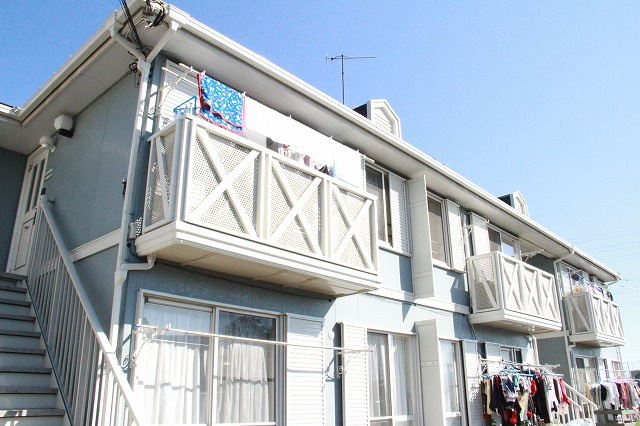 一ツ橋ハイツの外観