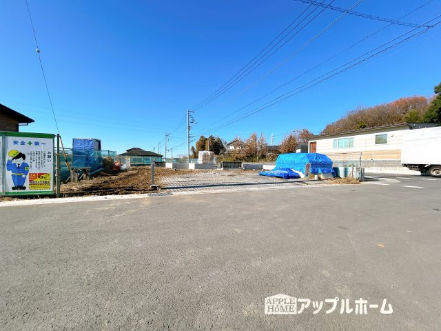 【新築住宅】滑川町羽尾 全1棟の前面道路含む現地写真