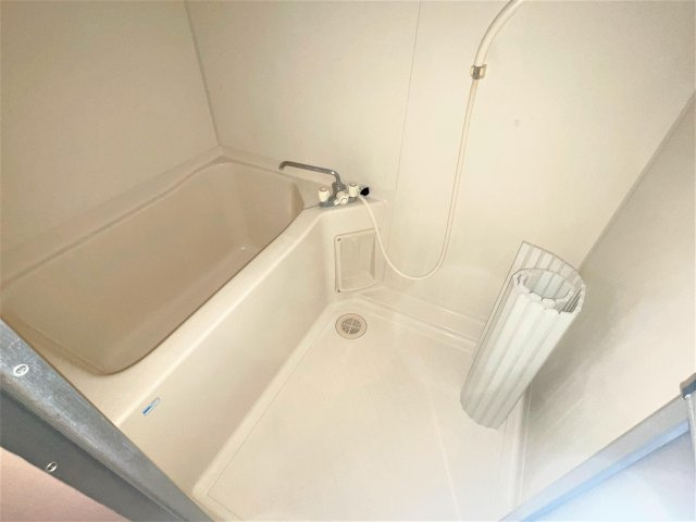 グレイストーエイの浴室|コンパクトで使いやすいお風呂です