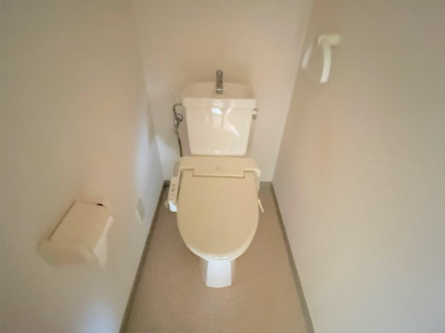 グレイストーエイのトイレ|コンパクトで使いやすいトイレです