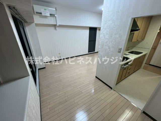 INSURANCE(インシュランス) BLDG.(ビルディング) Ⅸ(ナイン)船橋の居間・リビング